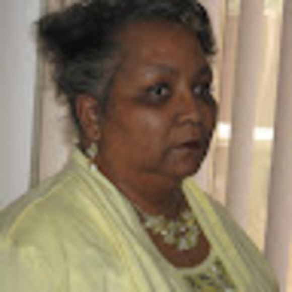 Meet your Posher, Karen - Picture 1 of 1